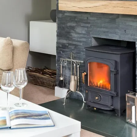 4 Bed In Borrowdale Sz219