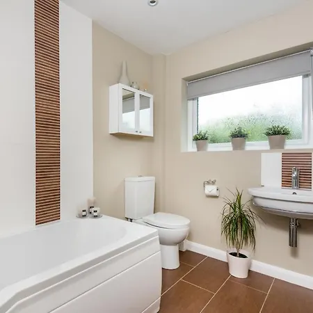 4 Bed In Borrowdale Sz219 Holiday home *