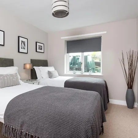 4 Bed In Borrowdale Sz219 בית נופש *